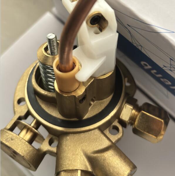 Multi valve installation angle